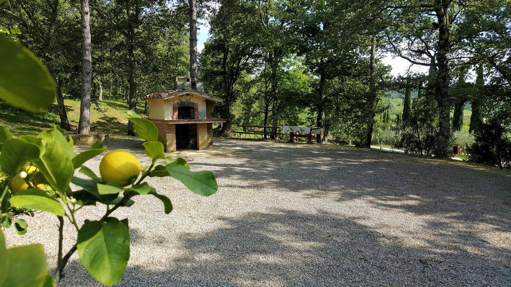 Holiday House Le Selvole ราดดา อิน เคียนติ ภายนอก รูปภาพ