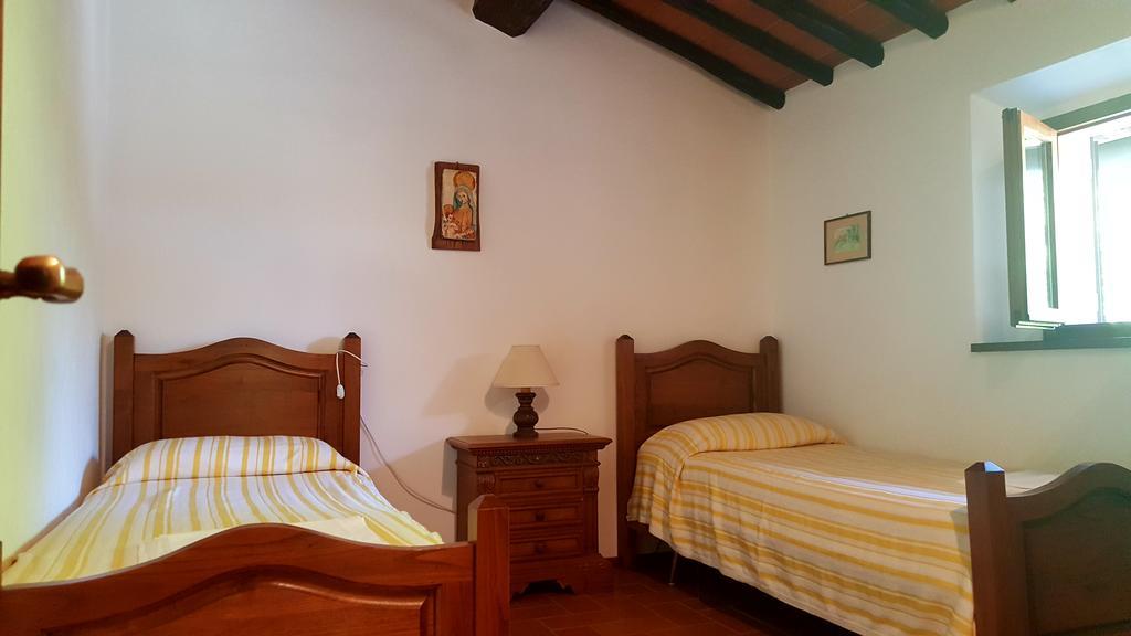 Holiday House Le Selvole ราดดา อิน เคียนติ ภายนอก รูปภาพ